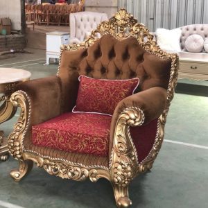 Luxurious Classic Sofa